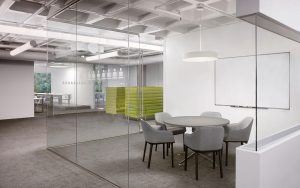 چراغ دایره ای آویز (چراغ گرد) مدل لینو - فضای اداری