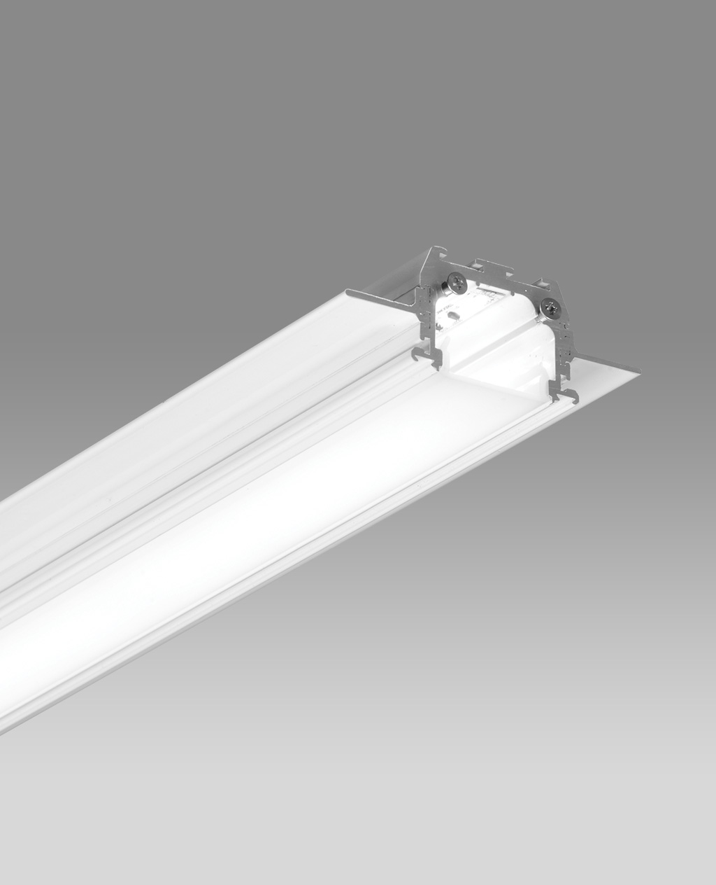 Nooraneh linear lighting-slim