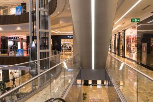 نور خطی مجتمع تجاری اداری ساناسنتر