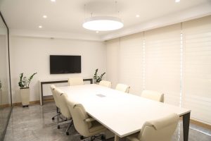 دفتر اداری شرکت مهندسی در تهران - چراغ دایره ای لینو آویز