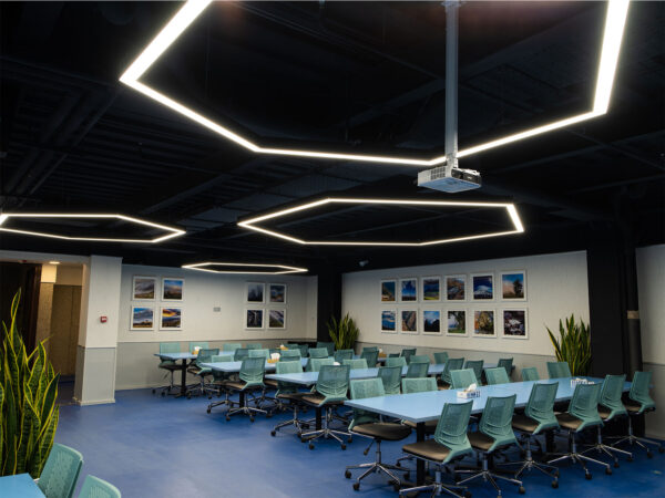 Nooraneh lighting-hexa LED-Saman Insurance Office