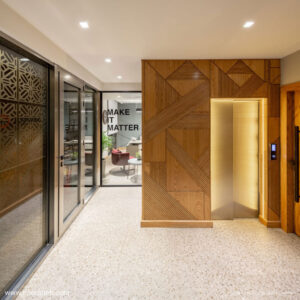 Nooraneh linear lighting-Rooyan Darou Office Building-multi track-48v magnetic track